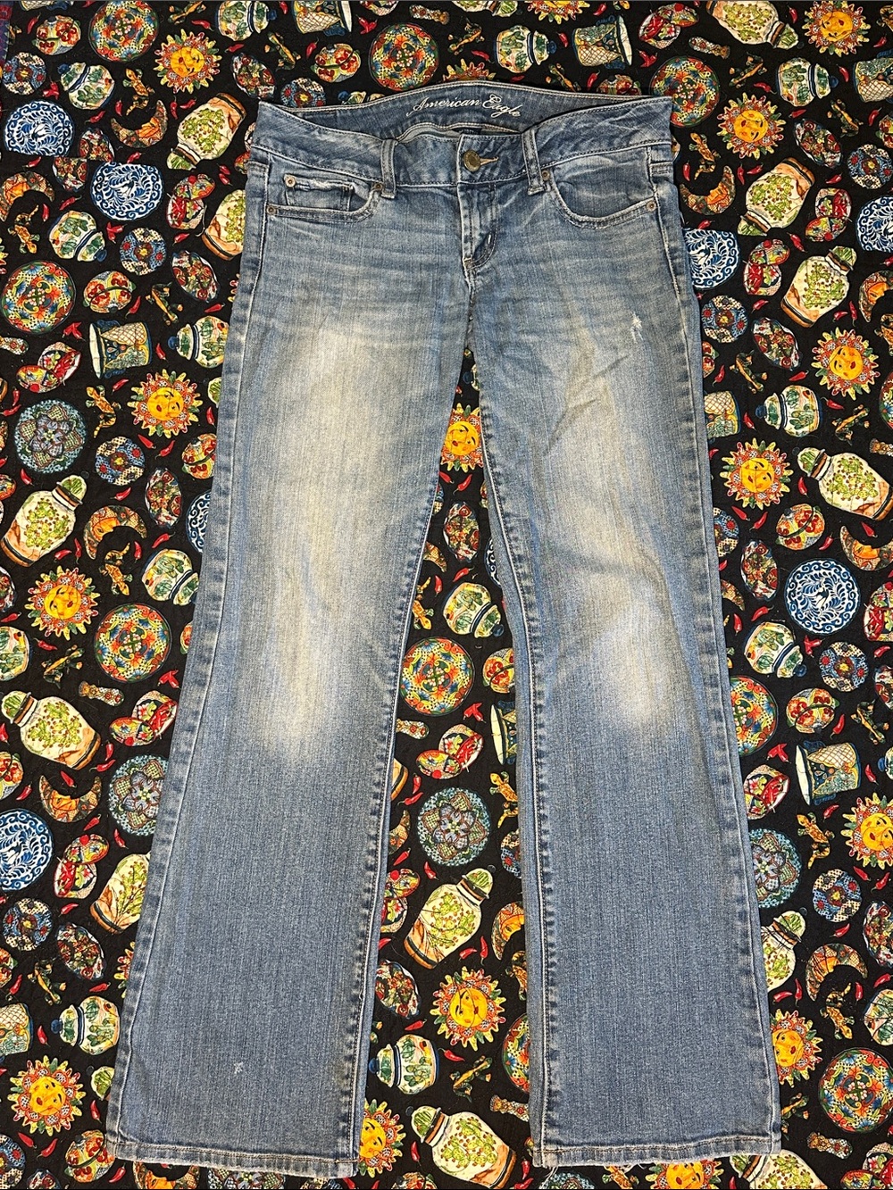 American Eagle Outfitters Women's Faded Light Blue Favorite Boyfriend Jeans